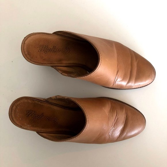 ‼️LAST CHANCE - NAME YOUR PRICE - DONATING FRI 4/29‼️ 🌟HP!🌟 Leather Mules - Picture 3 of 5